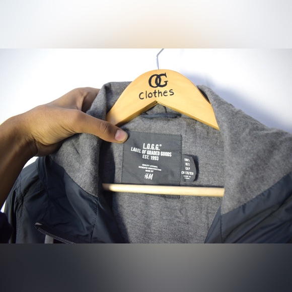 H&M Other - H&M zipper | unisex | modern | fresh article |